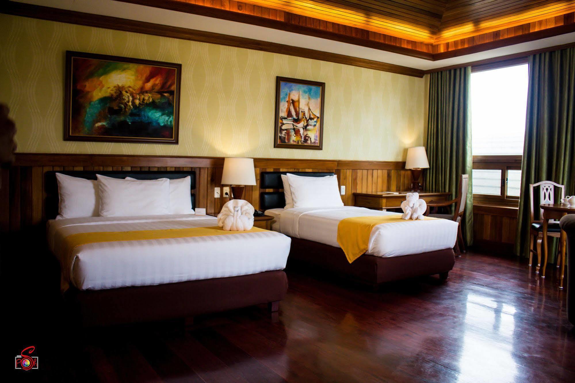Alta D' Tagaytay Hotel Tagaytay City Exterior foto